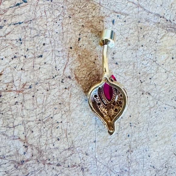Genuine Gold Ruby Gemstone Belly Button Ring - Picture 5 of 6
